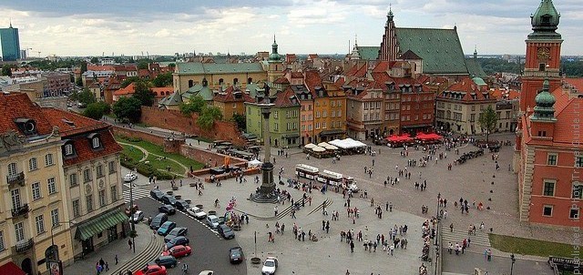 Вид на площадь Варшавы